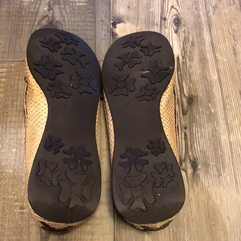 Linea Paolo slip on loafer size 8.5 N